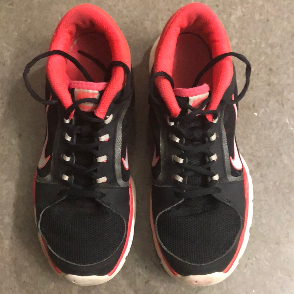 Nike Training Shoes (Women’s 8.5)